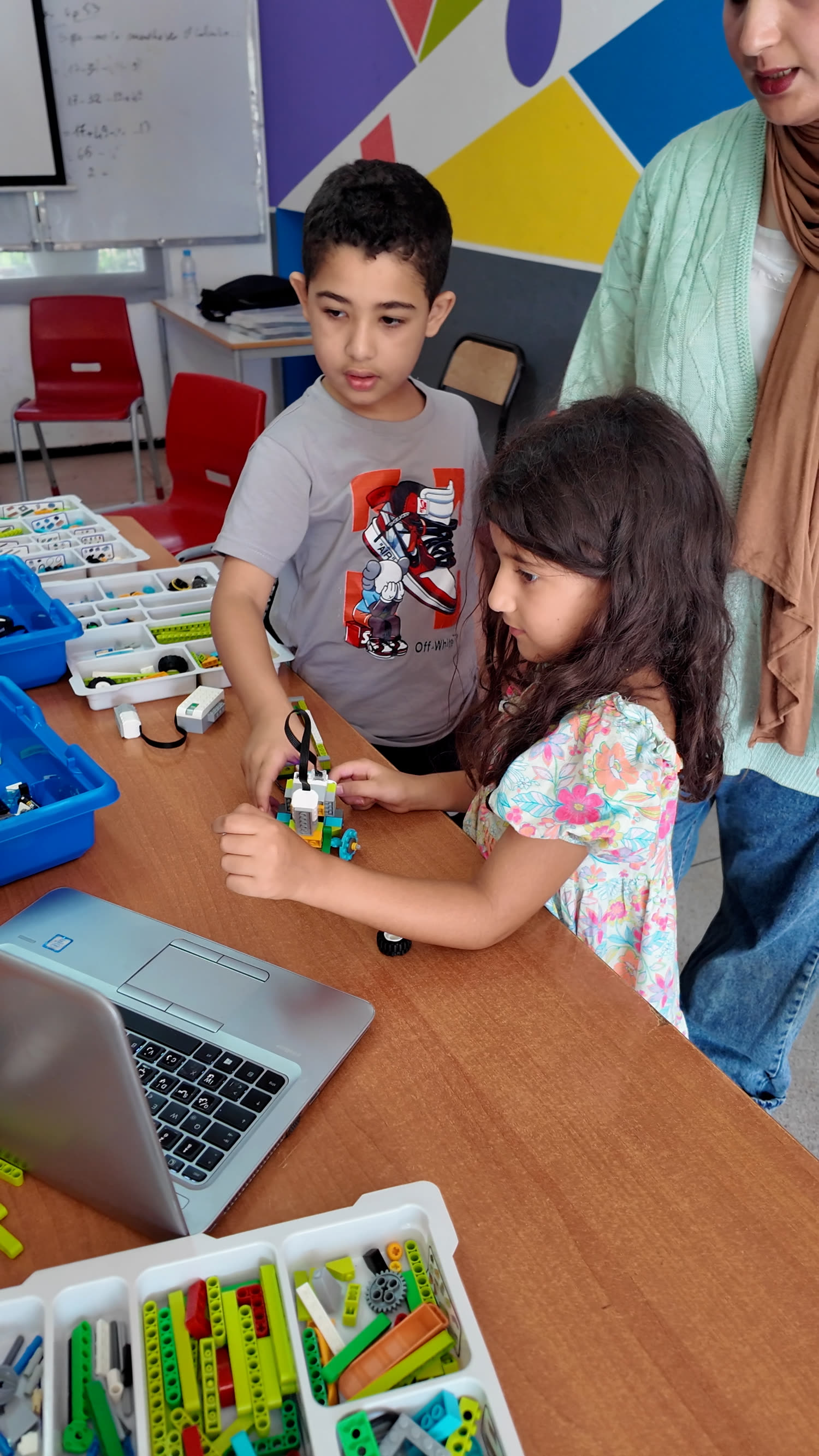Atelier robotique à Algo Souissi